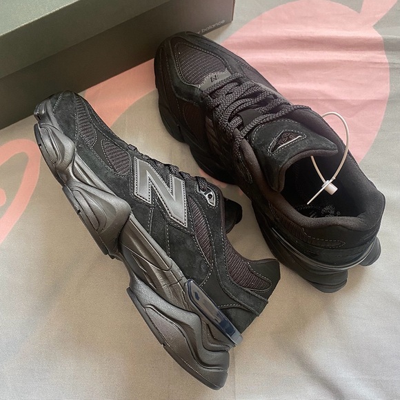 New Balance 9060 Mens Lace Up Black Warrior Sneakers